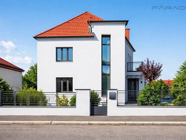 Pronájem kanceláře 338 m² - foto 1