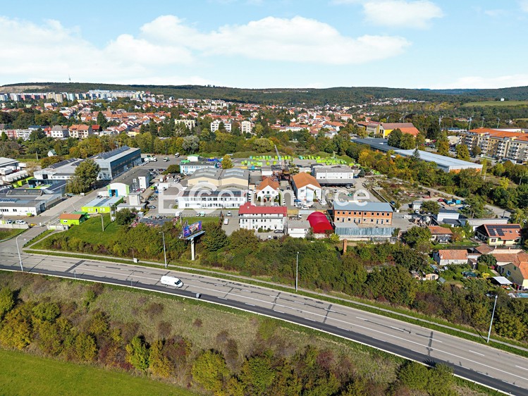 Prodej kanceláře 640 m² - foto 4