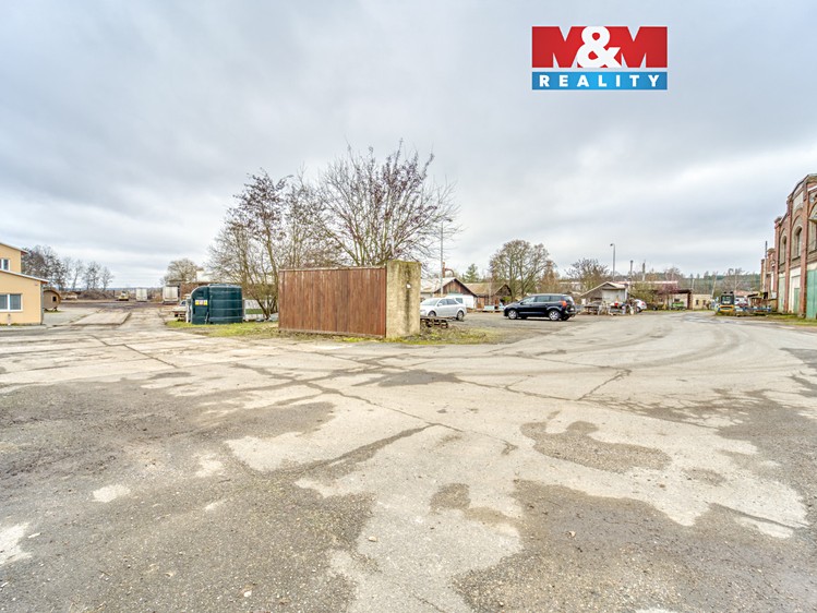 Pronájem komerčního pozemku 7 600 m² - foto 1