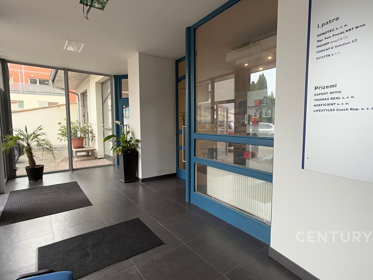Prodej komerční nemovitosti 758 m² - foto 3
