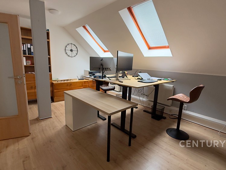 Prodej komerční nemovitosti 758 m² - foto 5