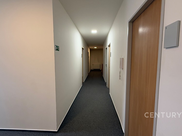 Prodej komerční nemovitosti 758 m² - foto 8