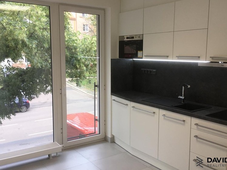 Prodej obchodního prostoru 78 m² - foto 7