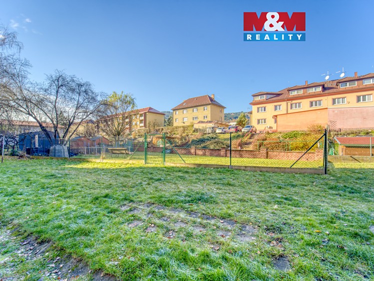 Pronájem zahrady 159 m² - foto 1