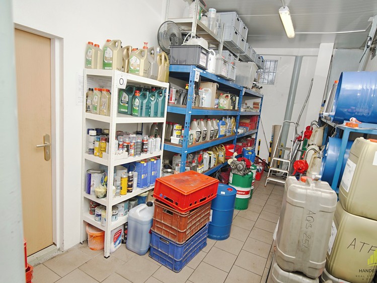 Prodej výrobní haly, prostoru 471 m² - foto 8