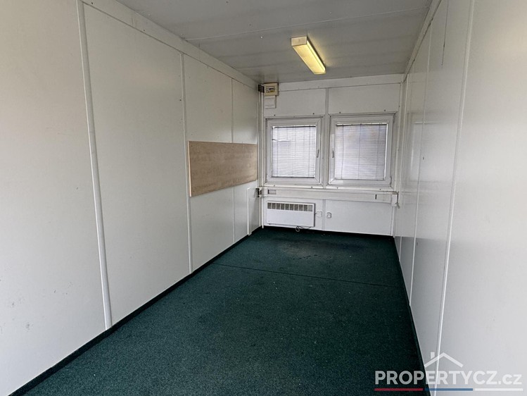 Pronájem skladového prostoru 14 m² - foto 1
