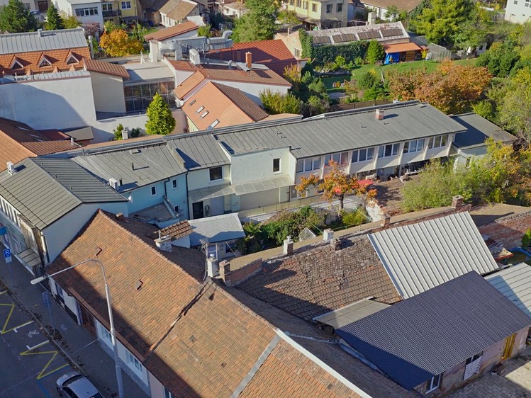 Prodej obchodního prostoru 400 m² - foto 4