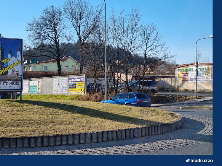 Pronájem komerčního pozemku 555 m² - foto 3
