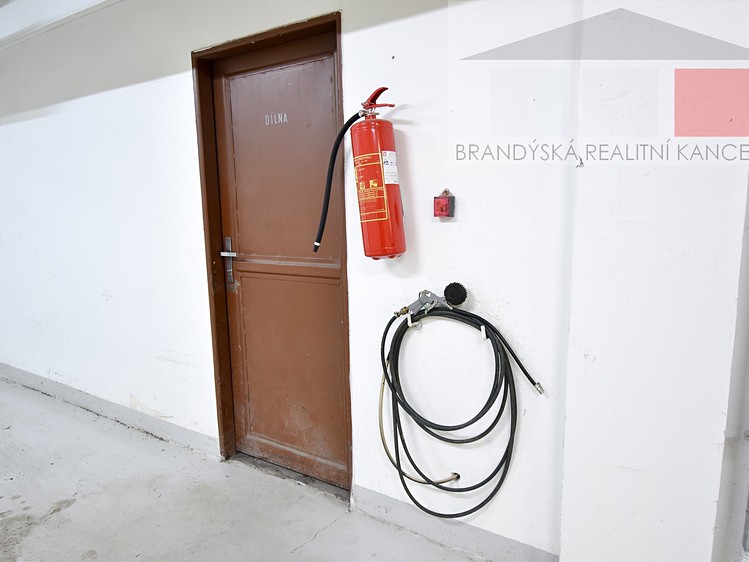 Prodej garáže 15 m² - foto 4