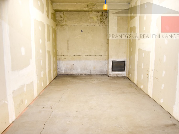 Prodej garáže 15 m² - foto 2