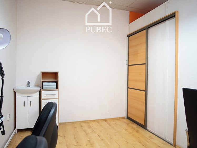 Prodej komerční nemovitosti 76 m² - foto 6