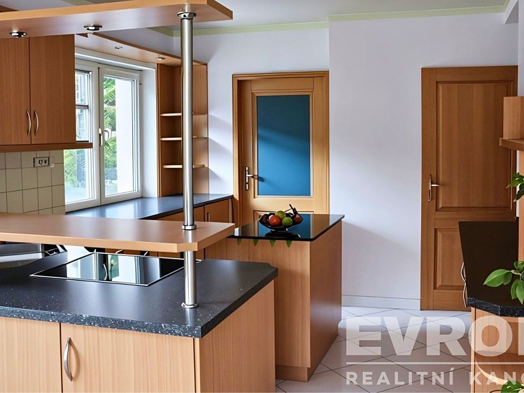 Prodej komerční nemovitosti 463 m² - foto 4