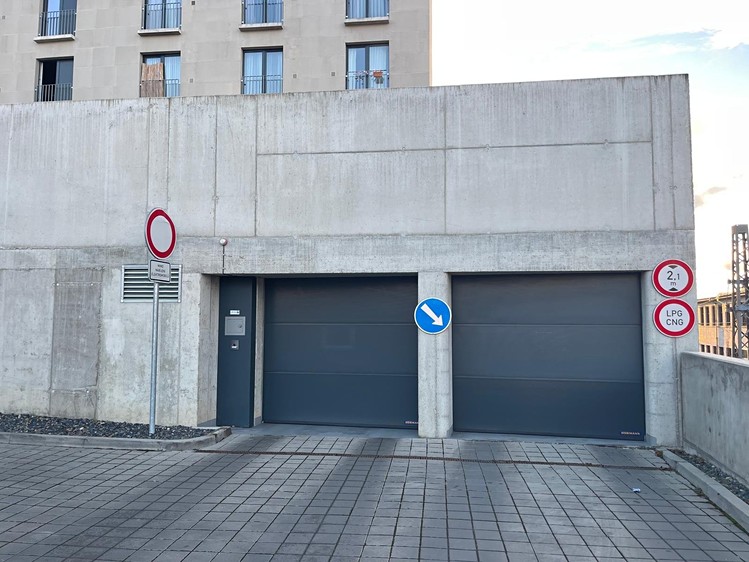 Prodej garážového stání 14 m² - foto 2