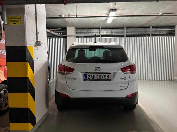 Prodej garážového stání 2 m² - foto 3
