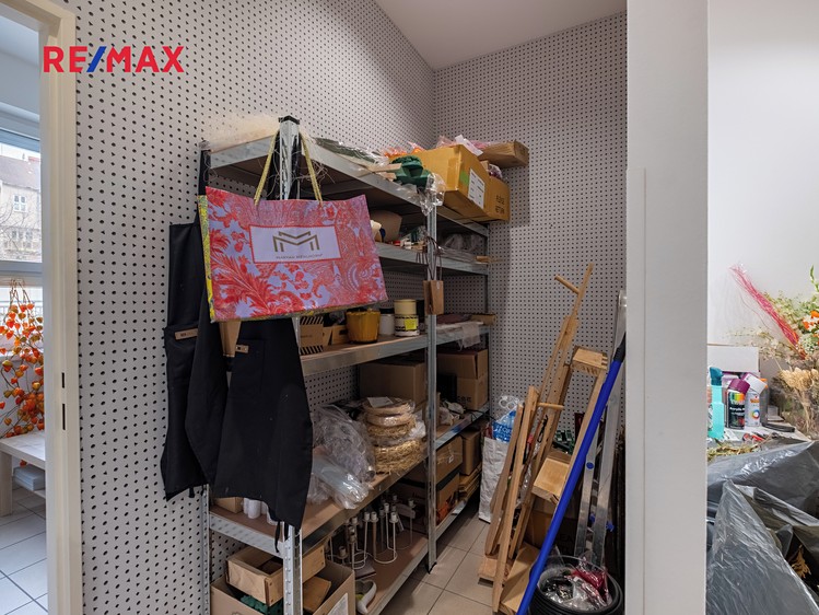 Prodej obchodního prostoru 82 m² - foto 6