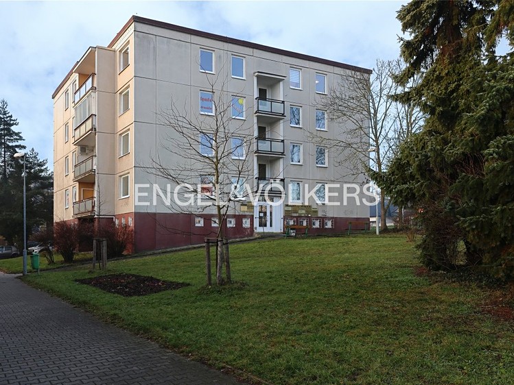 Prodej obchodního prostoru 68 m² - foto 1