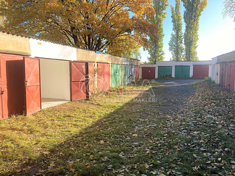 Prodej garáže 15 m² - foto 4