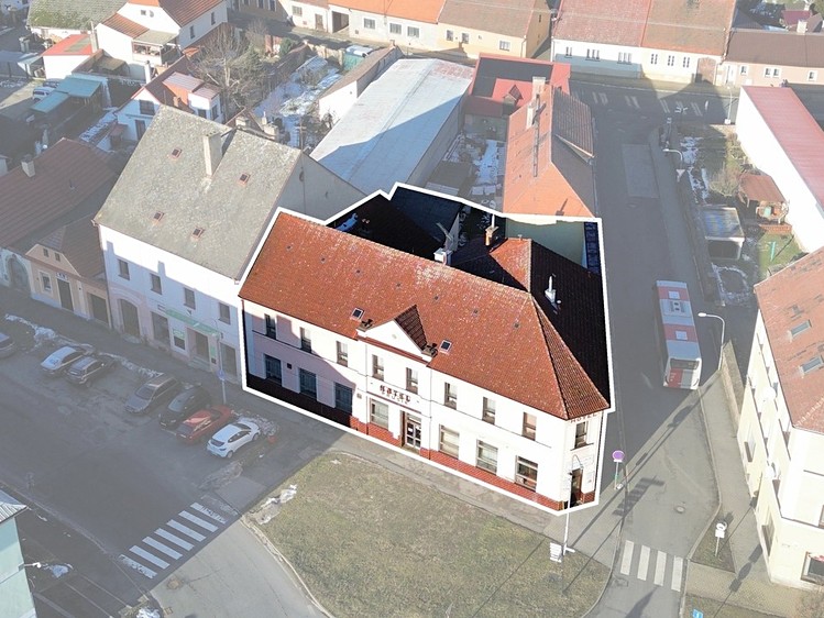 Prodej komerční nemovitosti 600 m² - foto 3