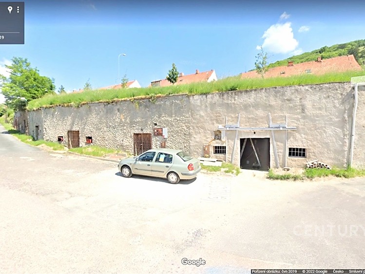 Prodej komerční nemovitosti 200 m² - foto 3