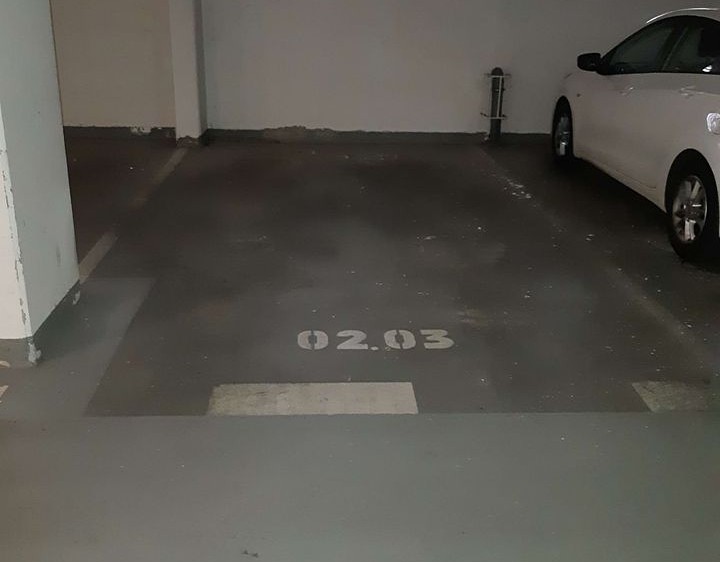 Pronájem garážového stání 15 m² - foto 2