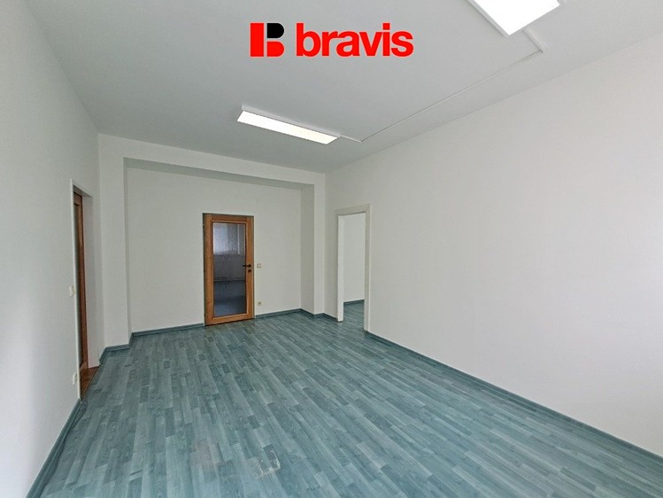 Pronájem kanceláře 40 m² - foto 7