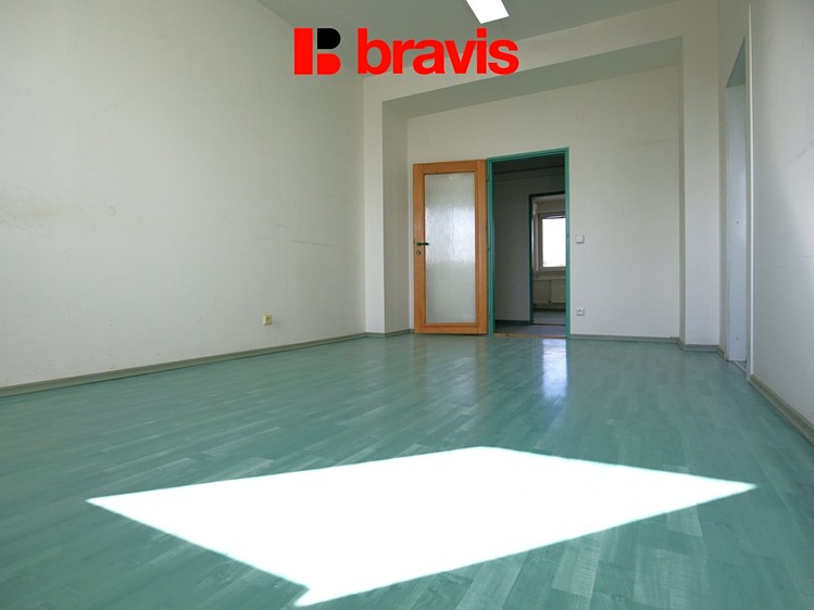Pronájem kanceláře 40 m² - foto 5