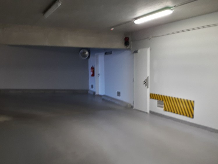 Pronájem garážového stání 13 m² - foto 5