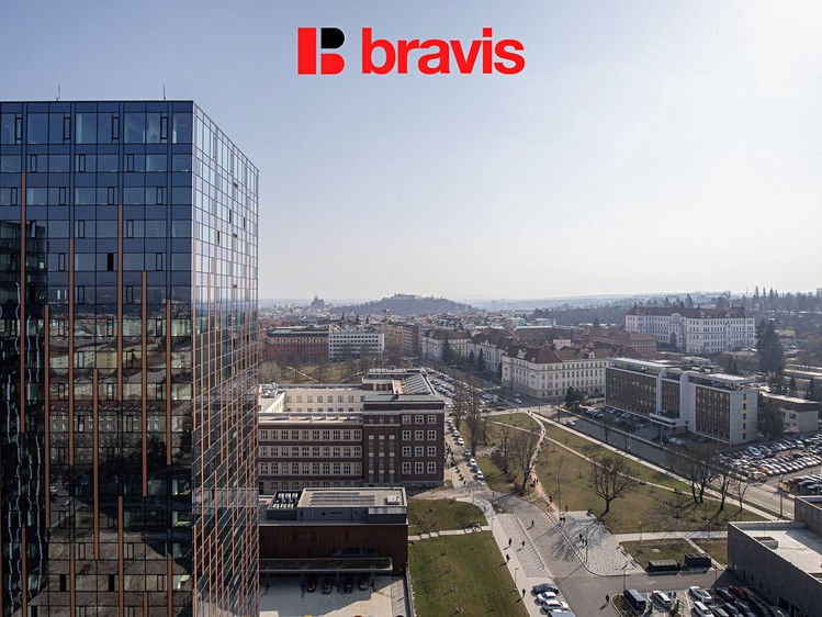 Pronájem kanceláře 280 m² - foto 1