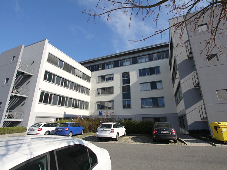 Pronájem specifického typu nemovitosti 15 m² - foto 1