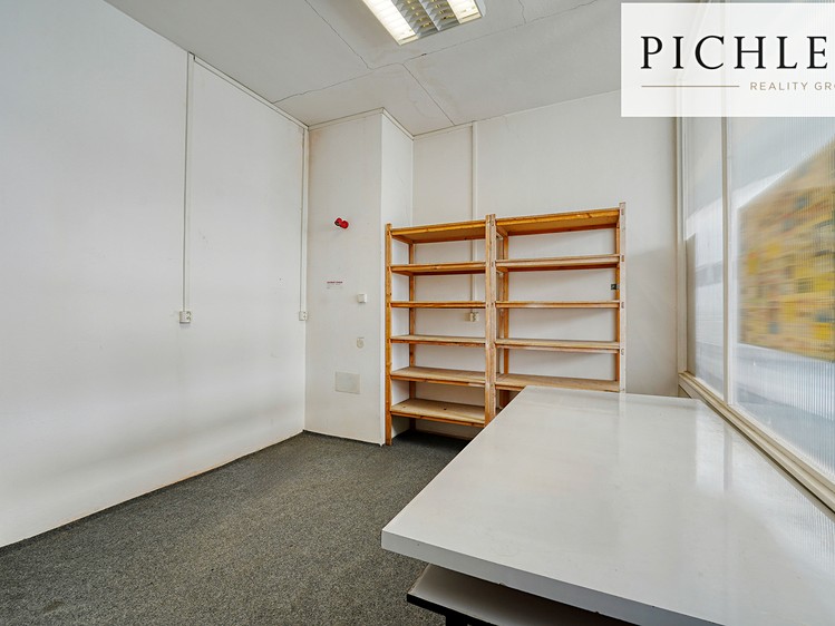 Pronájem kanceláře 29 m² - foto 3
