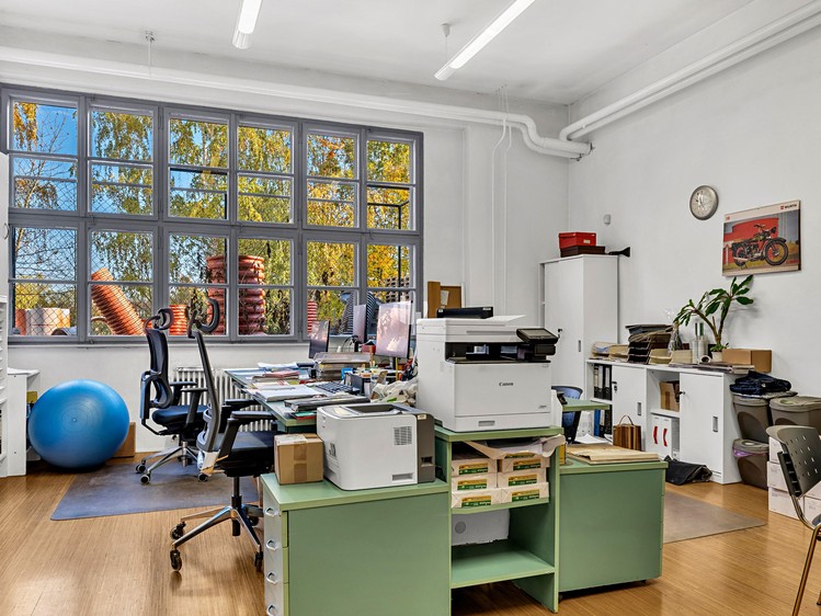 Pronájem skladového prostoru 1 800 m² - foto 3