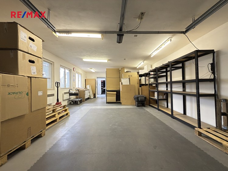 Pronájem obchodního prostoru 145 m² - foto 8