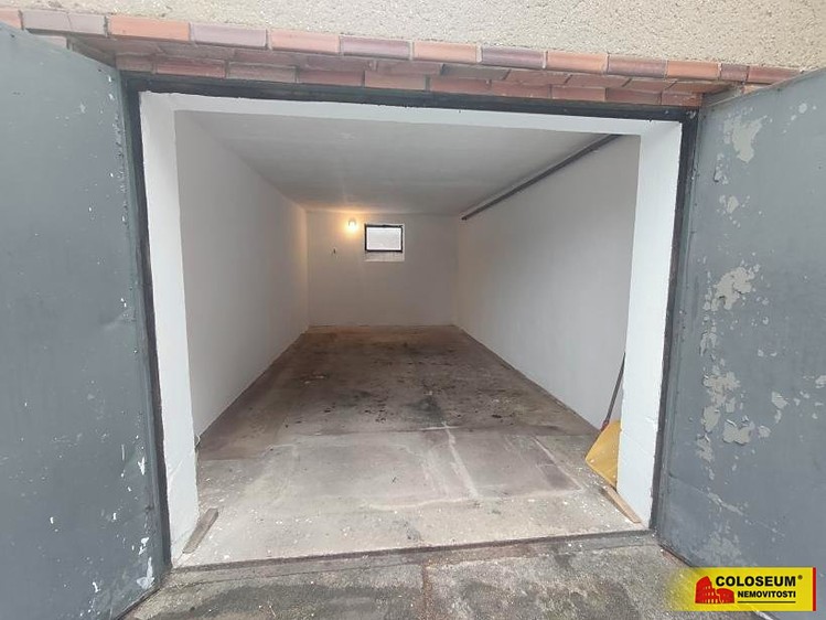 Prodej garáže 21 m² - foto 4