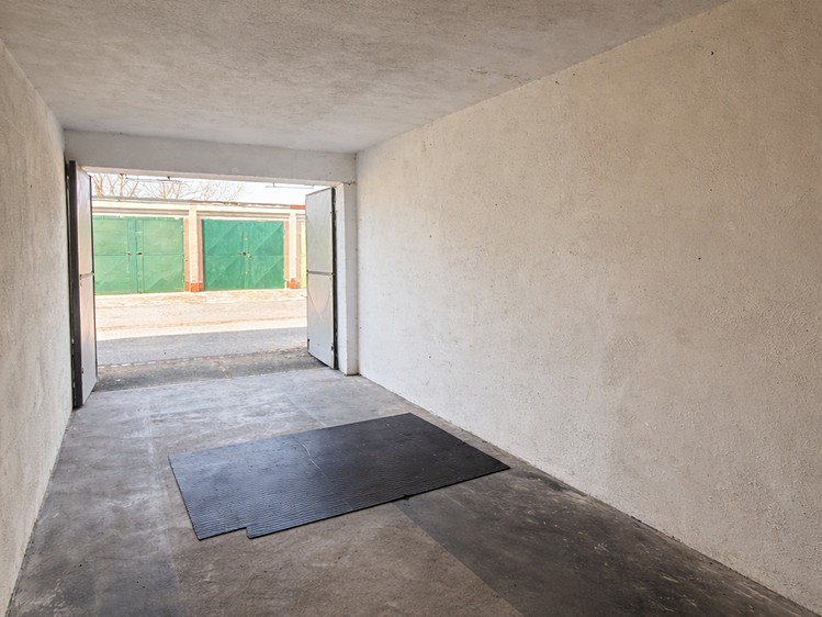 Prodej garáže 18 m² - foto 5