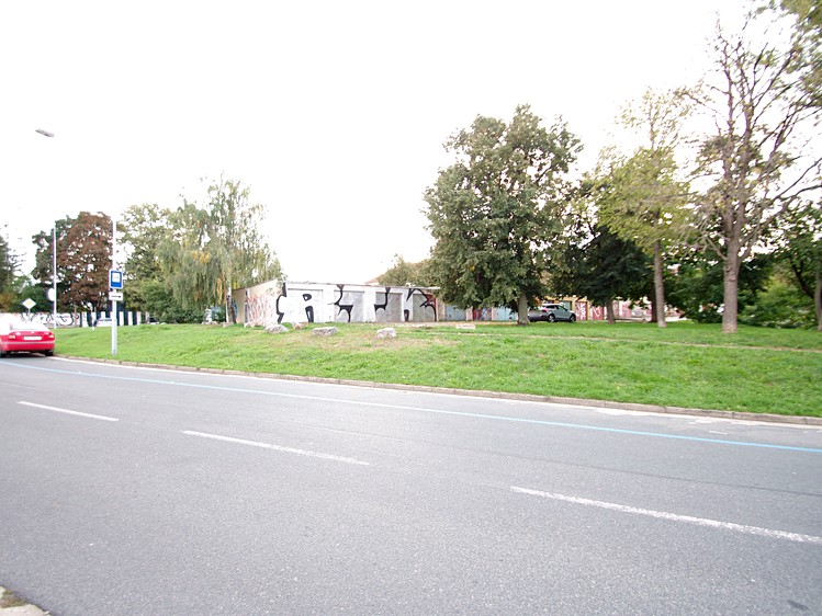 Prodej garáže 20 m² - foto 2