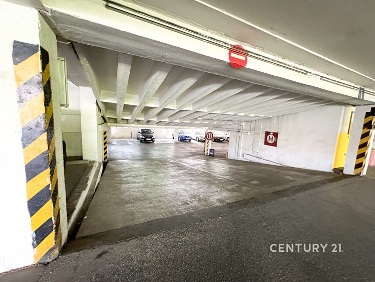 Prodej garážového stání 13 m² - foto 6