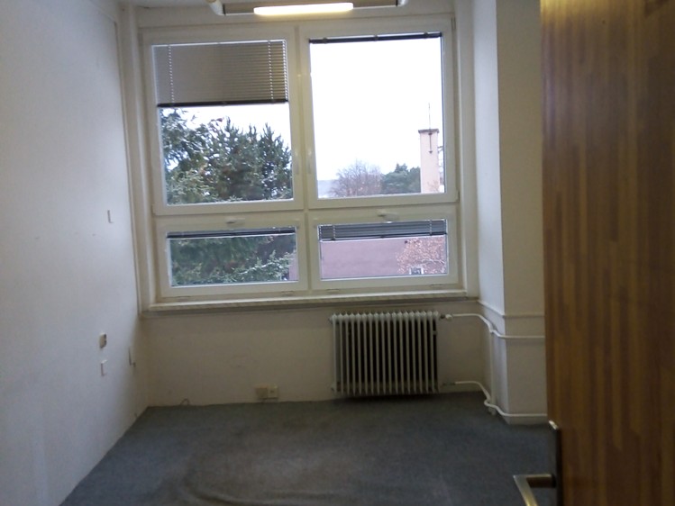 Pronájem kanceláře 13 m² - foto 3