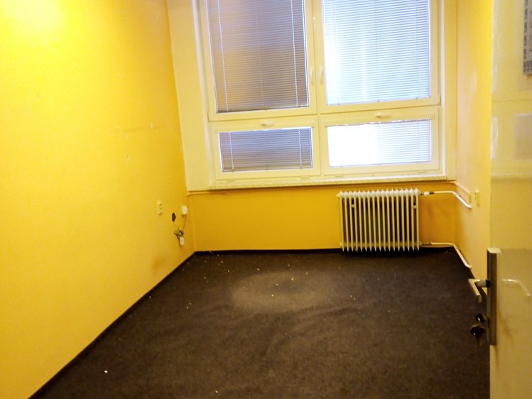 Pronájem kanceláře 13 m² - foto 2