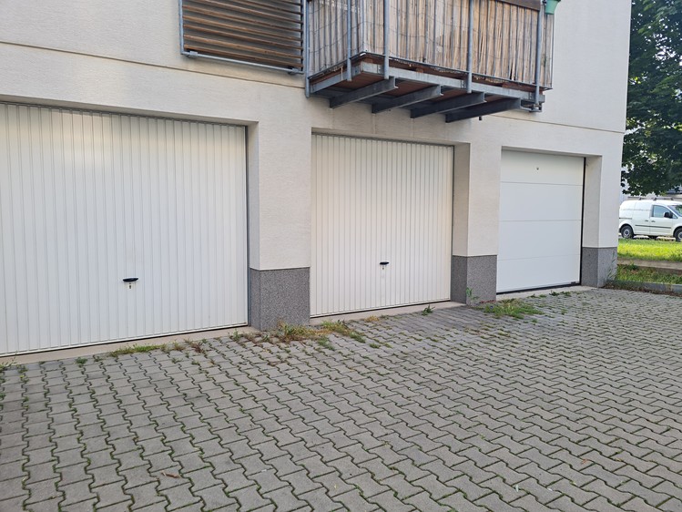 Prodej garáže 18 m² - foto 1