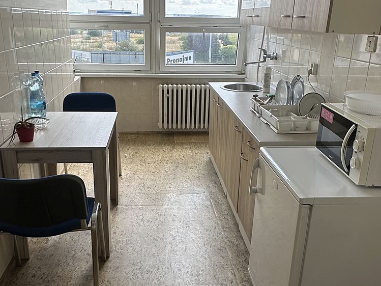 Pronájem kanceláře 15 m² - foto 3