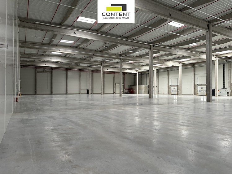 Pronájem skladového prostoru 3 300 m² - foto 8