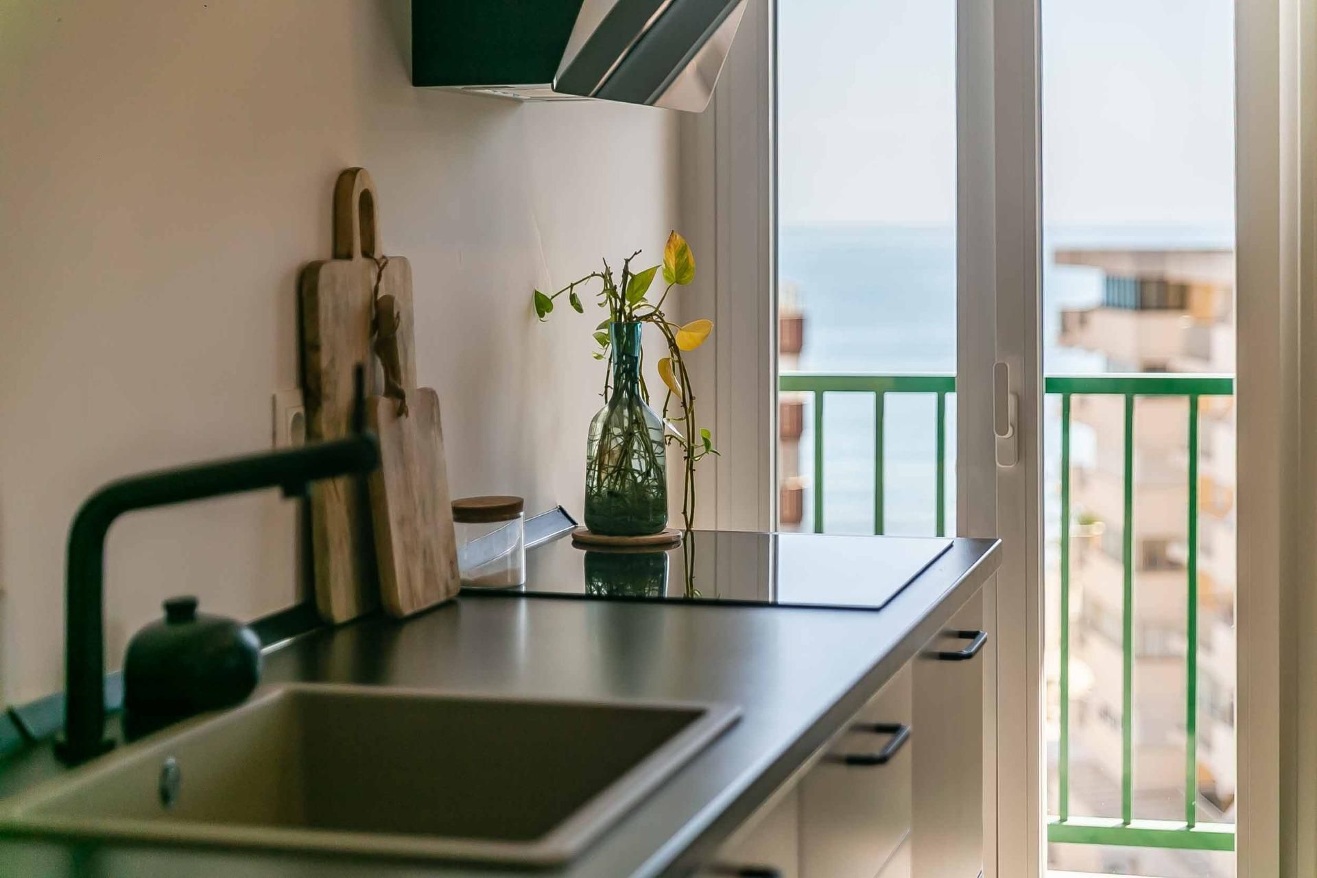 Te presentamos este estupendo apartamento en Torreblanca del Sol, una de las zonas más demandadas de Fuengirola, ubicado - foto 6