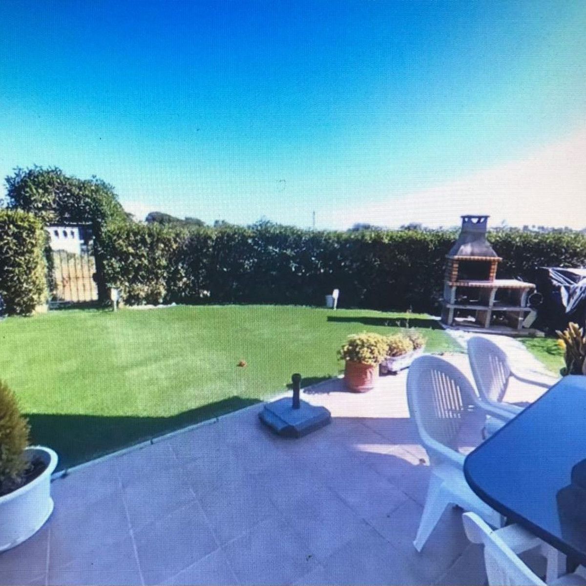 Encantador apartamento en planta baja que hace esquina, con jardín privado y acceso directo a los alrededores naturales  - foto 3