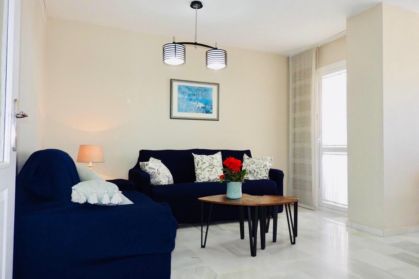 Norando Homes presenta a sus clientes esta magnífica oportunidad en la zona de las Lagunas de Mijas, Málaga. Situada en  - foto 3