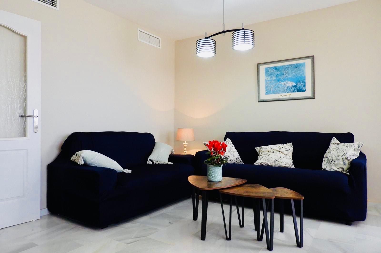 Norando Homes presenta a sus clientes esta magnífica oportunidad en la zona de las Lagunas de Mijas, Málaga. Situada en  - foto 5