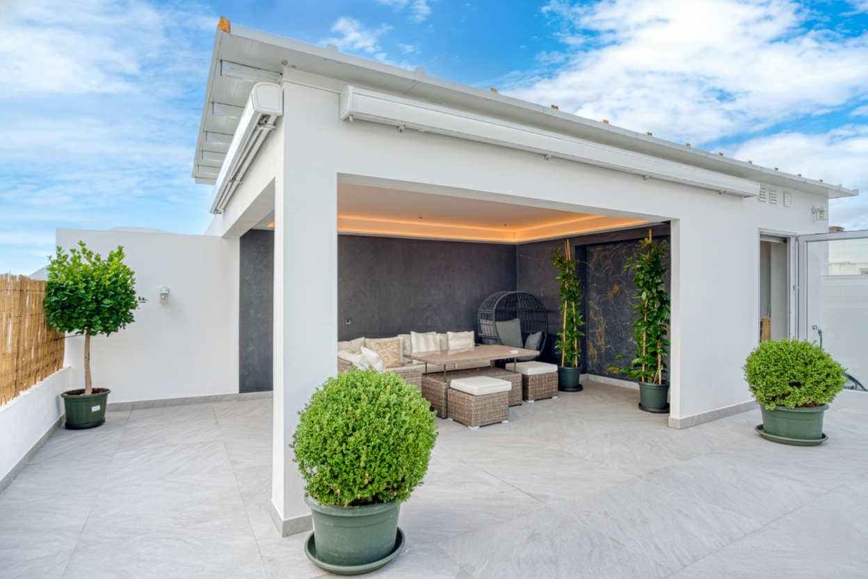 Hermoso ático dúplex orientado al oeste, situado en la exclusiva zona de La Cala Golf, uno de los desarrollos más tranqu - foto 3