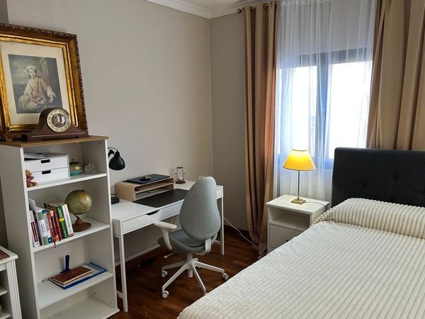 ¡Descubre tu nuevo hogar en el corazón de la ciudad! Este encantador piso de 75 m², ubicado en la Calle Plaza La Feria 3 - foto 6