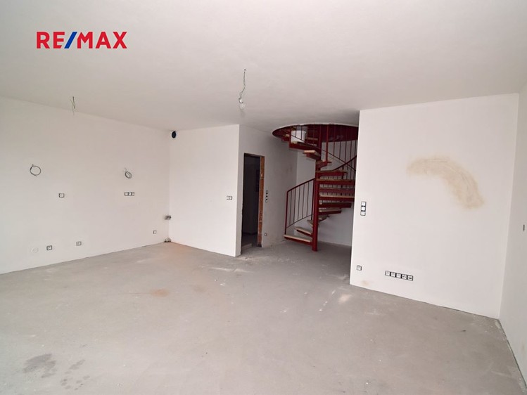 Prodej bytu 4+kk 115 m² (Mezonet) - foto 8