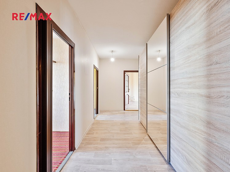 Prodej bytu 4+1 78 m² (Jednopodlažní) - foto 8