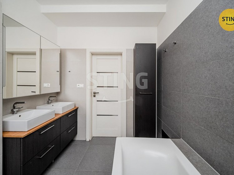 Prodej bytu 3+kk 120 m² - foto 4